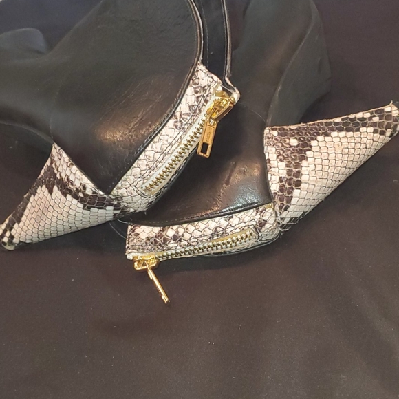 DOLCE VITA - Booties - Picture 4 of 8